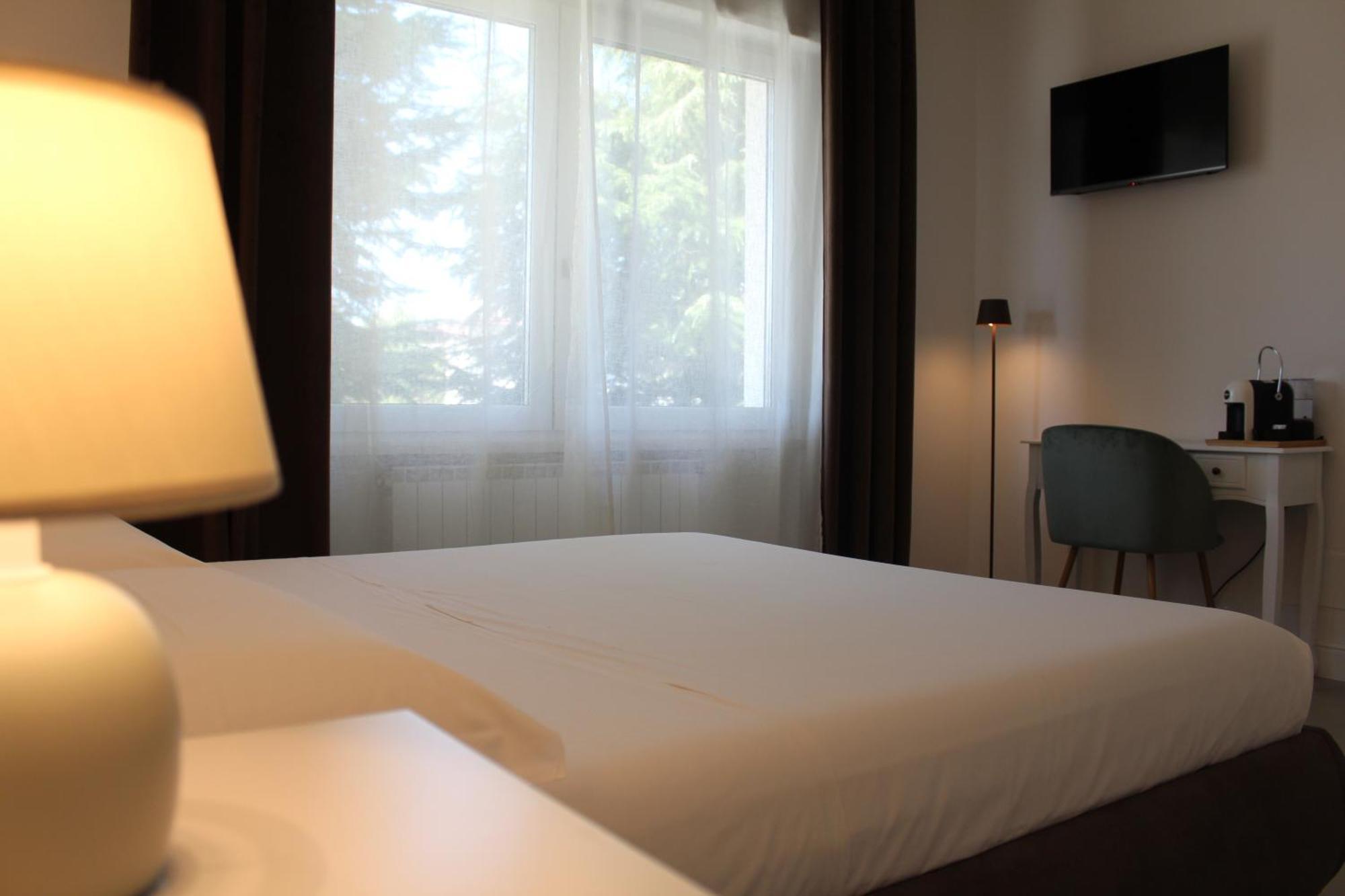 Villa Forte Salvi - Rooms เปสเคียรา เดล การ์ดา ภายนอก รูปภาพ