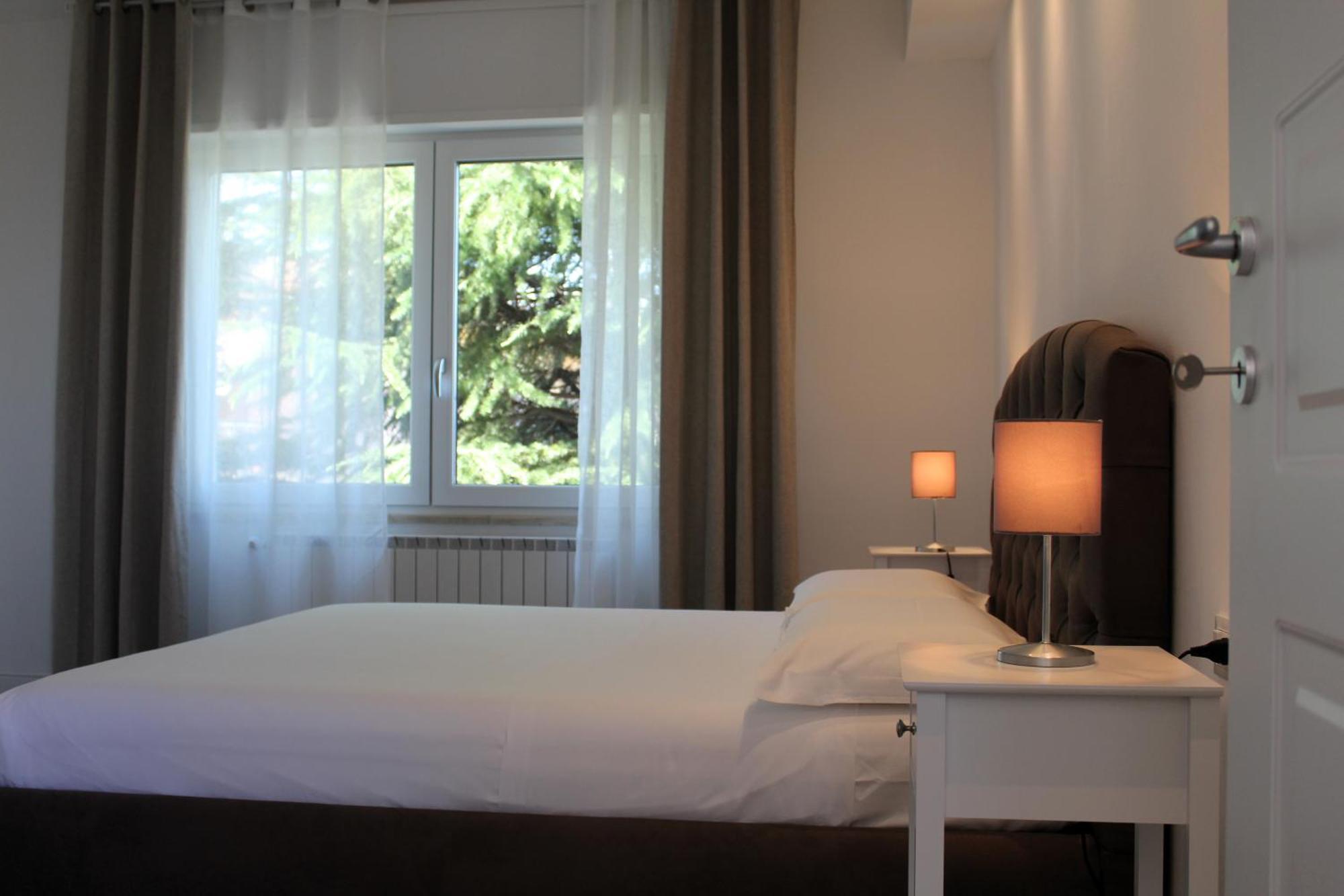 Villa Forte Salvi - Rooms เปสเคียรา เดล การ์ดา ภายนอก รูปภาพ
